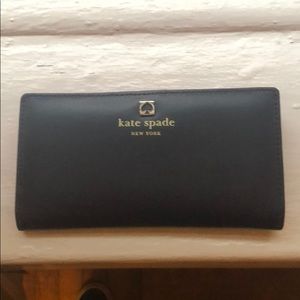 Kate Spade Jet Wallet, Medium Sized, Navy Blue/Red